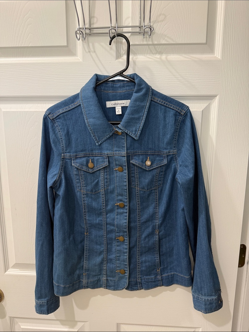 🥳 5 for $25 BUNDLE croft & barrow Blue Denim Jacket with Button Front